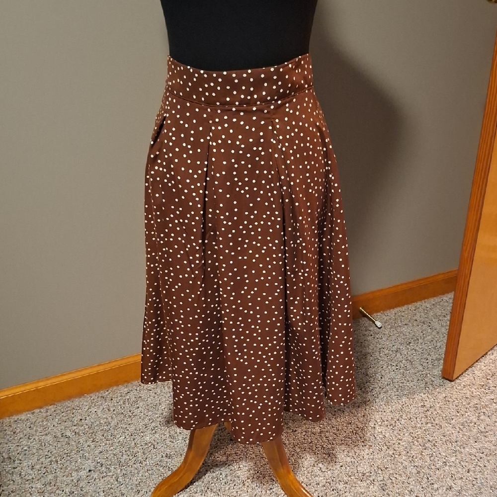SHEIN Brown Midi Skirt with White Polka Dots and Pleats